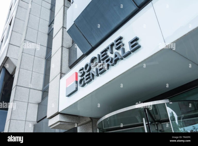 agence bancaire moderne societe generale facade exterieure