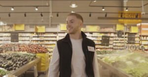 candidat rempli formulaire de recrutement grand frais