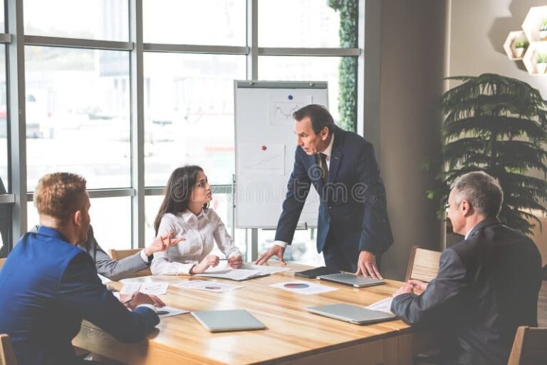 Comment rompre un CDD pour faute grave selon la loi française