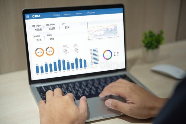 Quelles compétences un Business Analyst CRM doit-il maîtriser