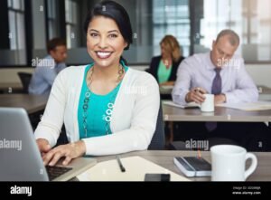 Comment Postuler Aux Offres D'emploi à Nogent Sur Marne 40 personne consultant offres emploi sur ordinateur portable