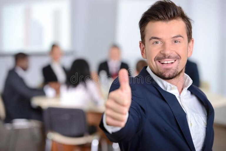 Quels Sont Les Critères Pour Trouver Une Offre Demploi Directeur Hôtel 2 portrait professionnel dun directeur dhotel en reunion